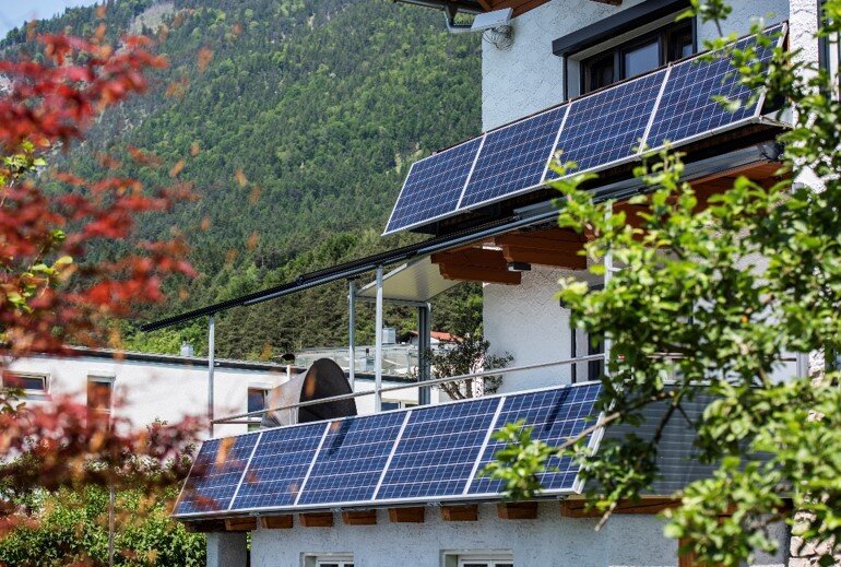 Eine durch die IKB umgesetzte PV-Anlage in Innsbruck.