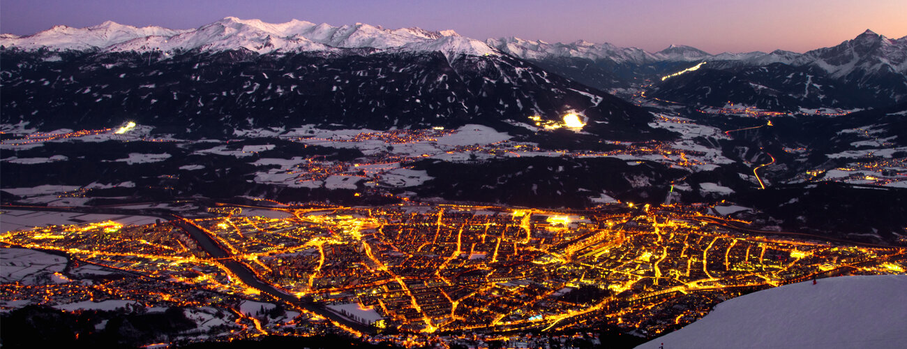 Innsbruck bei Nacht