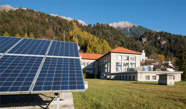 Photovoltaikanlage am Trinkwasserkraftwerk Mühlau.