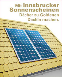 Hausdach mit goldenen Schindeln