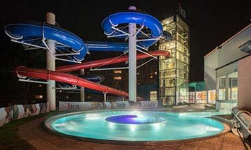 Olympisches Dorf indoor pool