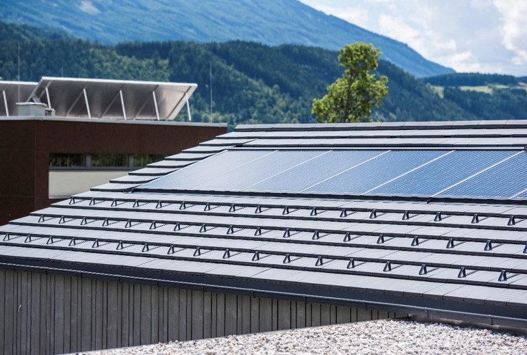 Photovoltaik Anlage in Mils bei Innsbruck.