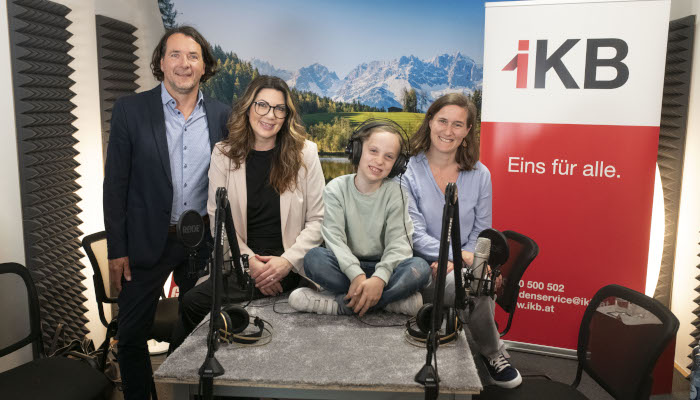 Die erneuerbaren Energien besprechen Katrin Kalss und Herbert Schmid.